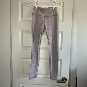 Alo Yoga leggings